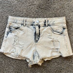 Rewind Womens White Wash Distressed Jean Short Shorts Size 7/28W